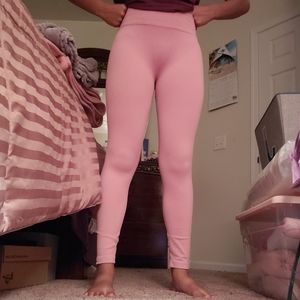 NWT Victoria Sport Leggings